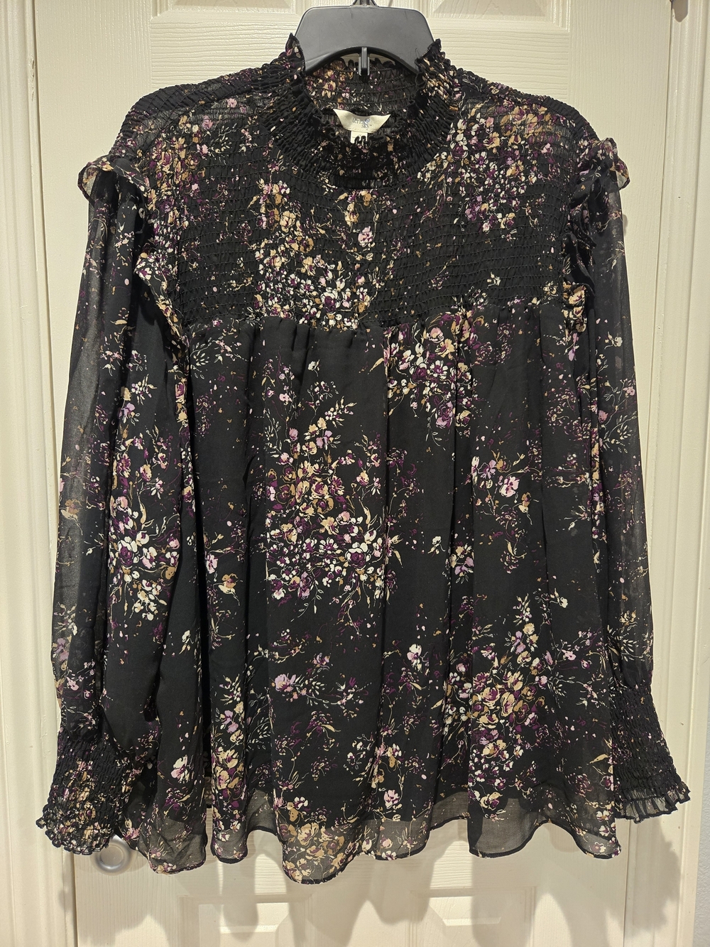 Terra & Sky Dark Romantic Women's Plus Black Floral Smocked Long-Sleeve Blouse